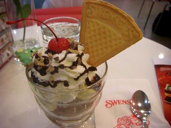 Swensen's�̃p�t�F