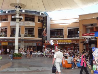 �V���b�s���O�Z���^�[�R