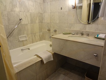 anorma hotel�P