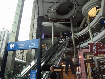 Terminal21