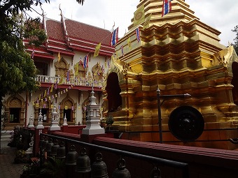 WAT PHAN ON